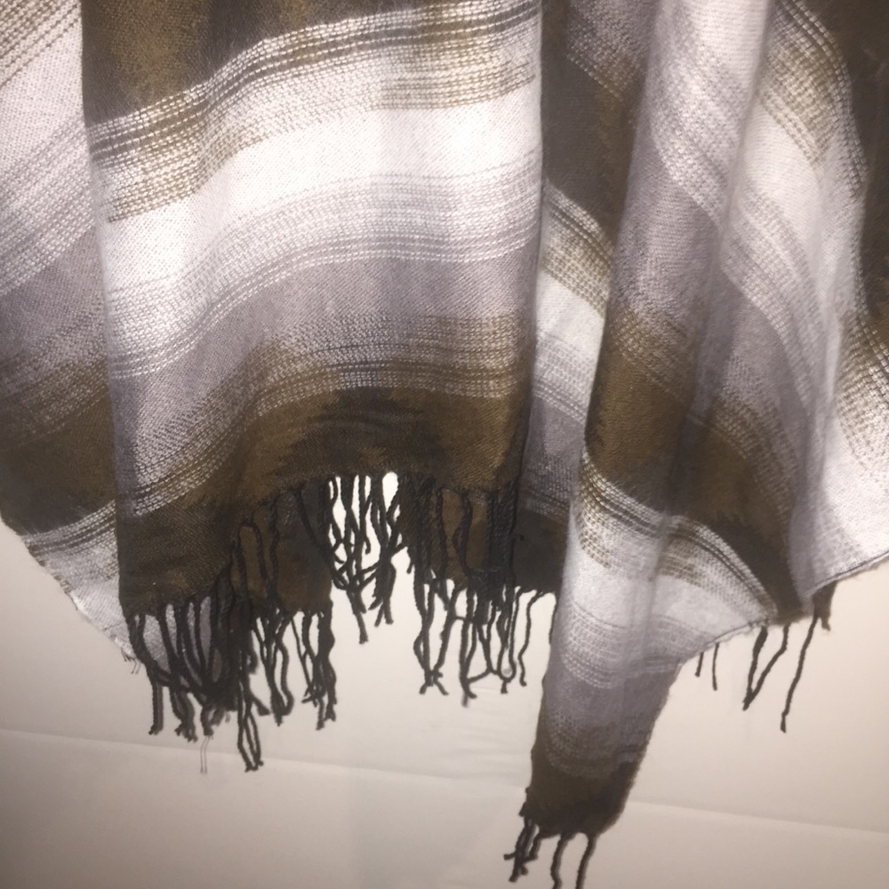 Shawl Multicolored OS - Picture 6 of 7